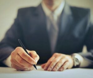 Una propiedad en sucesión: guía completa para herederos
